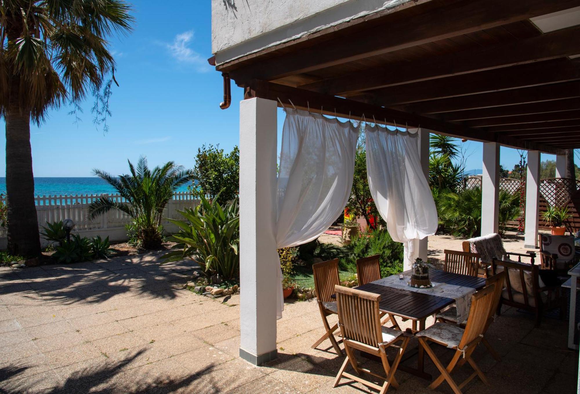 Villa By The Beach Sant'Andrea  Exterior photo